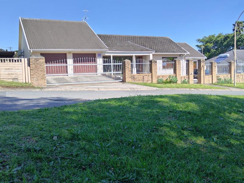 6 Bedroom Property for Sale in Amalinda Eastern Cape